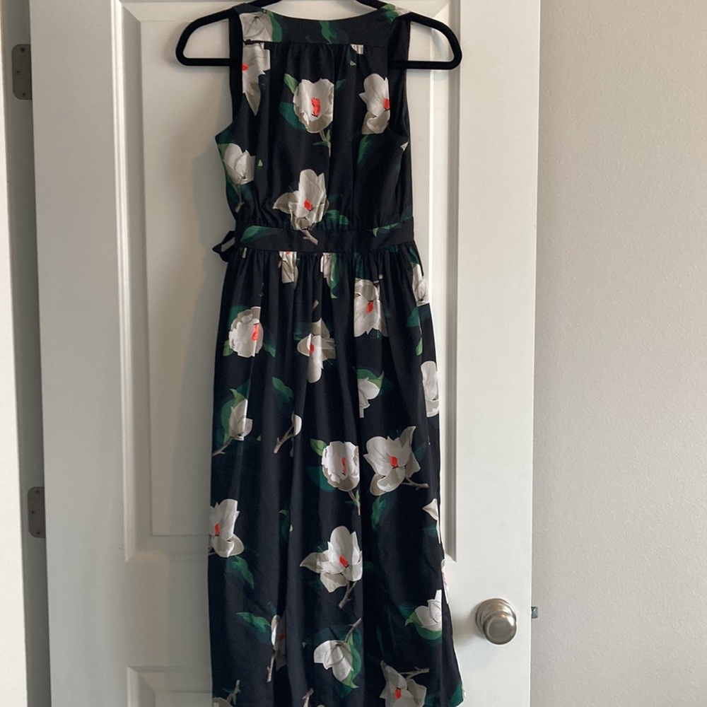 Banana Republic Floral Wrap Dress Midi Length with Pockets 0P